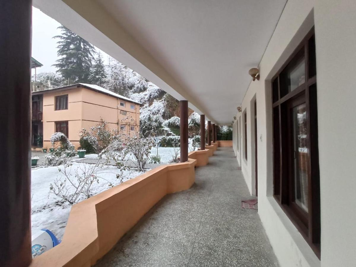 Hotel Him View Manāli Buitenkant foto